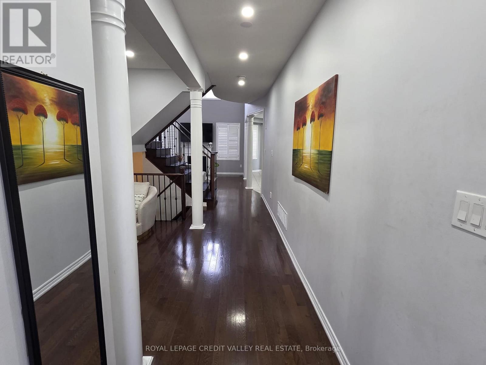 242 Jarrett Xing (Upper) Court, Milton, Ontario  L9T 6Z9 - Photo 7 - W12522154