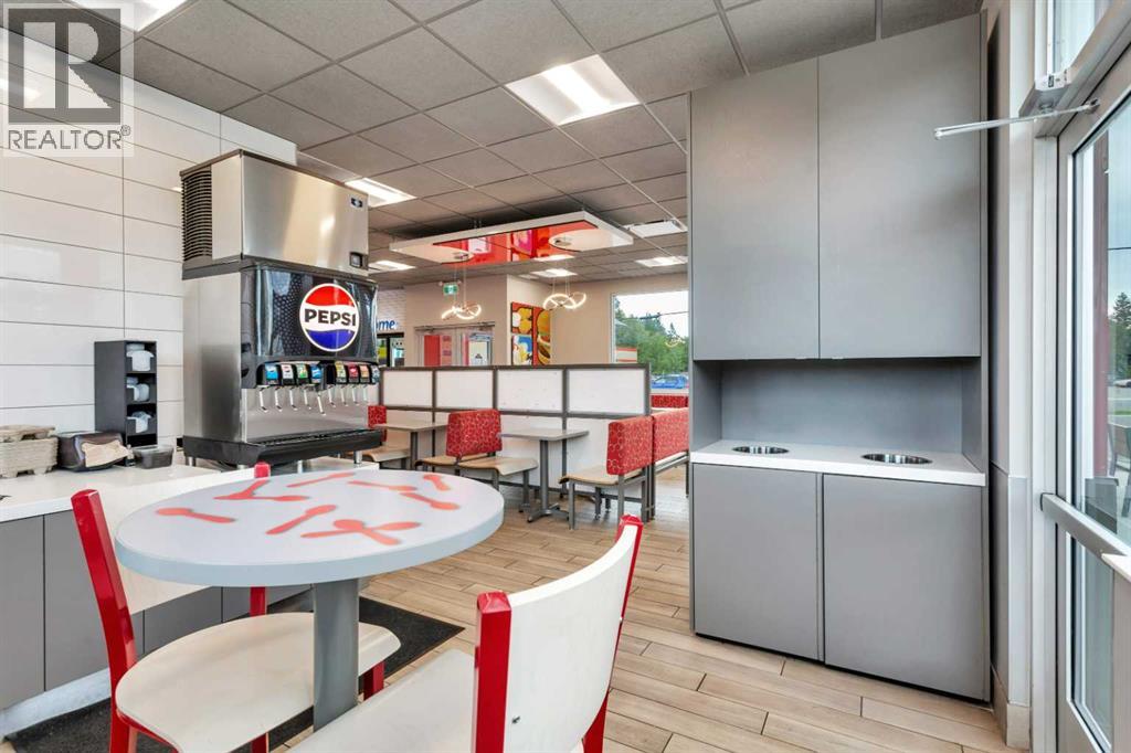 556 Main Avenue W, Sundre, Alberta  T0M 1X0 - Photo 19 - A2242354