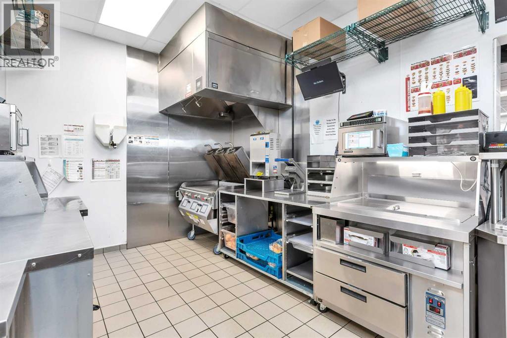 556 Main Avenue W, Sundre, Alberta  T0M 1X0 - Photo 29 - A2242354