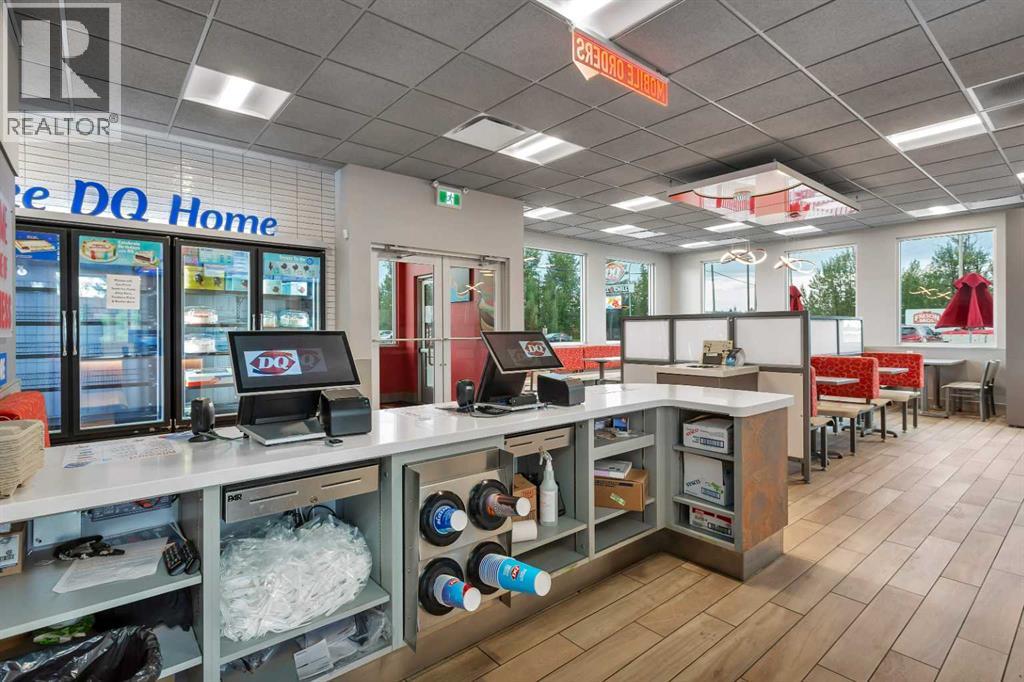 556 Main Avenue W, Sundre, Alberta  T0M 1X0 - Photo 31 - A2242354