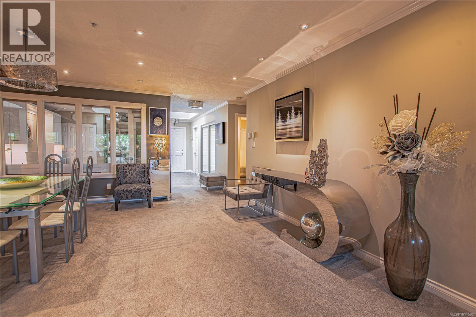 502 940 Boulderwood Rise, Saanich, British Columbia V8N 3C7 - Photo 13 - 1014592