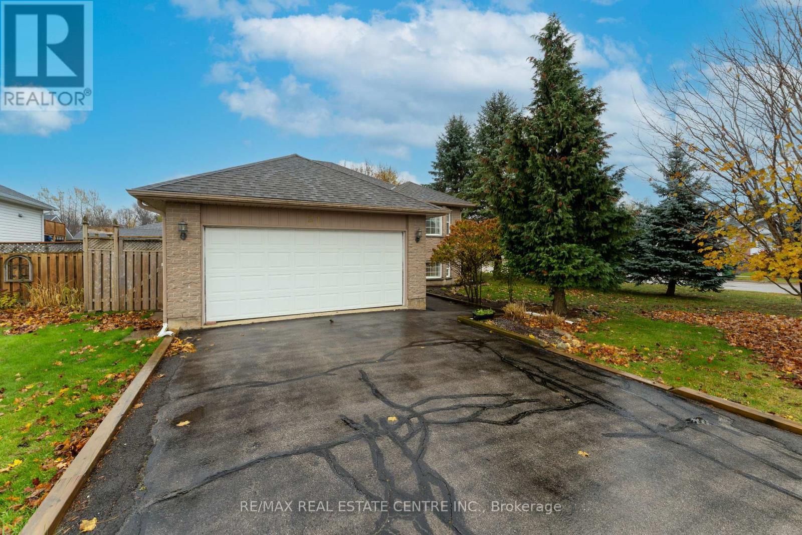 21 Highpoint Street, Southgate, Ontario  N0C 1B0 - Photo 3 - X12521834