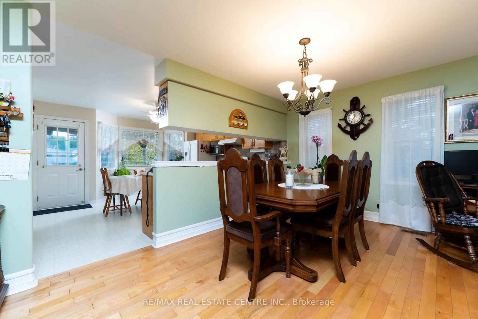 21 Highpoint Street, Southgate, Ontario  N0C 1B0 - Photo 9 - X12521834