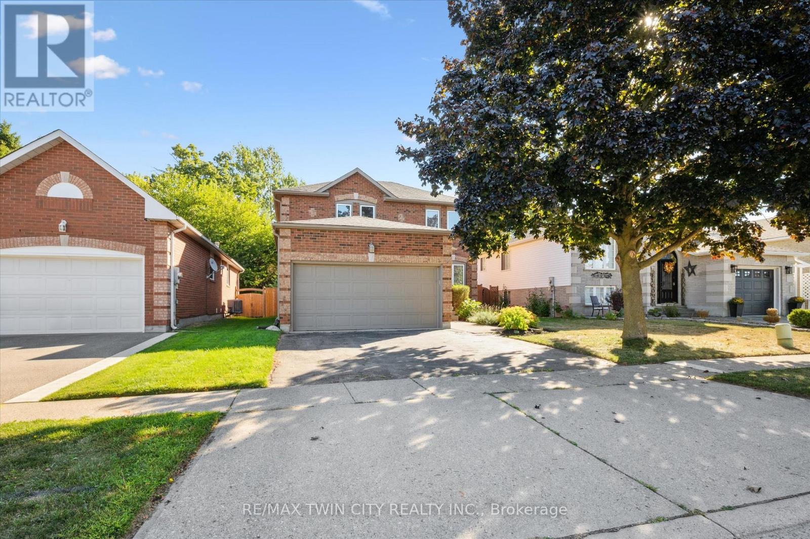 55 ENFIELD DRIVE, Cambridge, Ontario