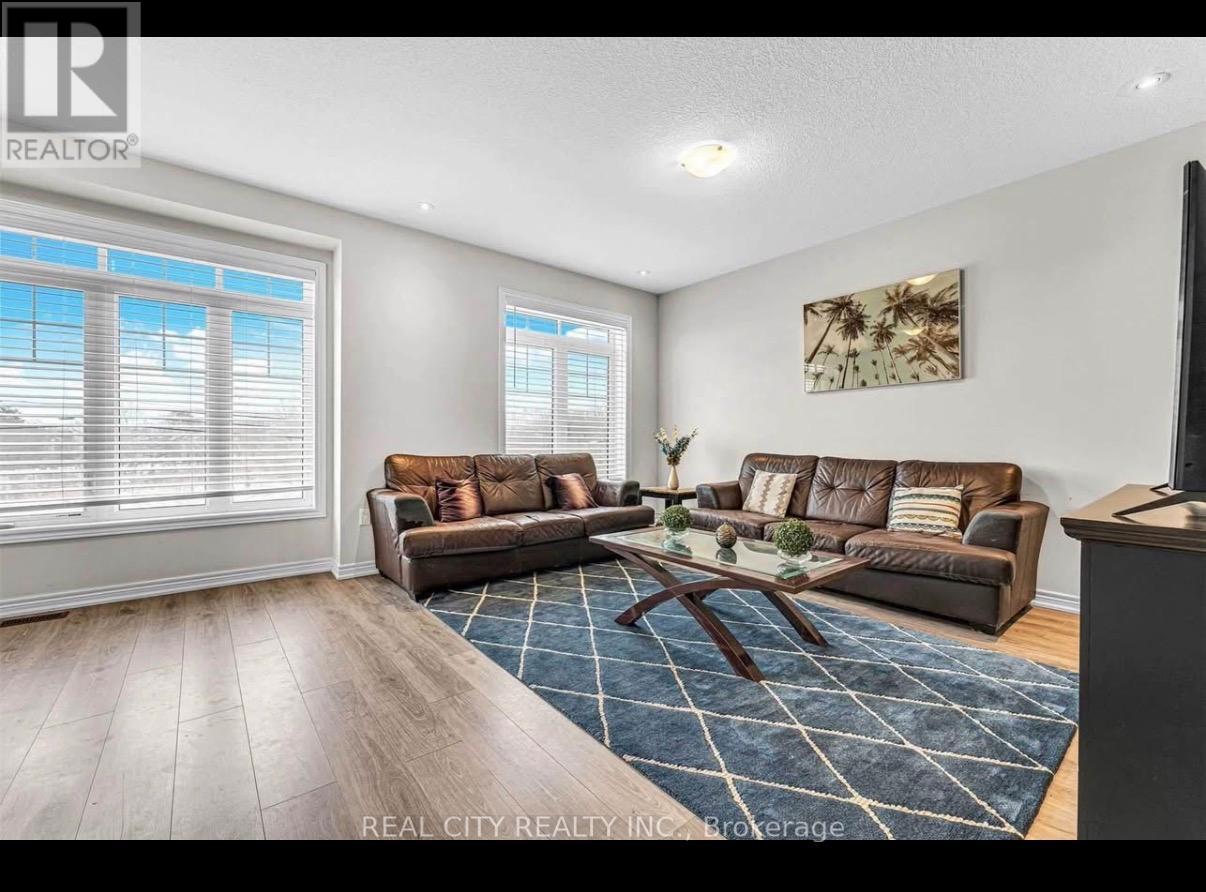 121 Hibiscus Lane, Hamilton, Ontario  L8K 0A3 - Photo 2 - X12521930