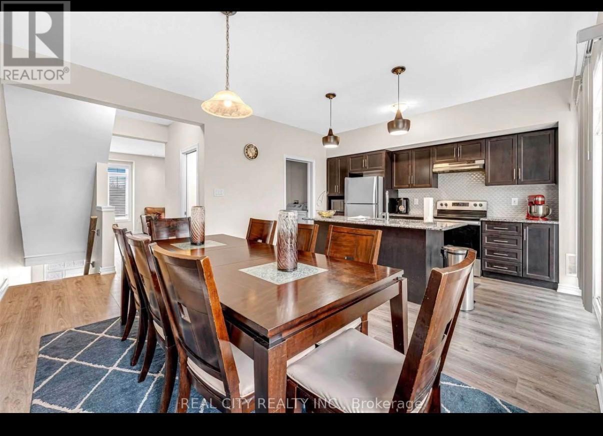 121 Hibiscus Lane, Hamilton, Ontario  L8K 0A3 - Photo 4 - X12521930