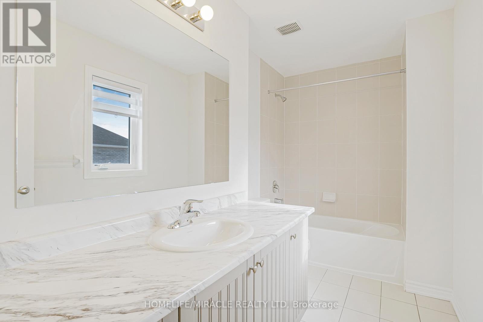 120 Baker Street, Thorold, Ontario  L2V 5G7 - Photo 30 - X12521968