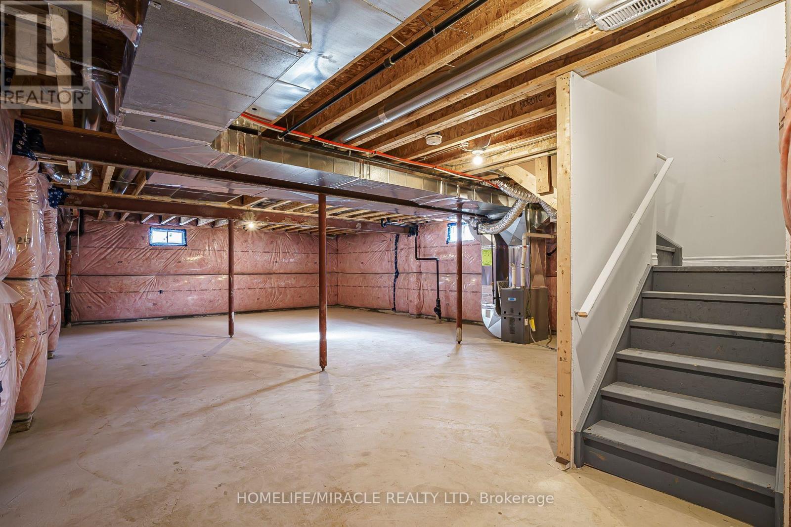 120 Baker Street, Thorold, Ontario  L2V 5G7 - Photo 32 - X12521968