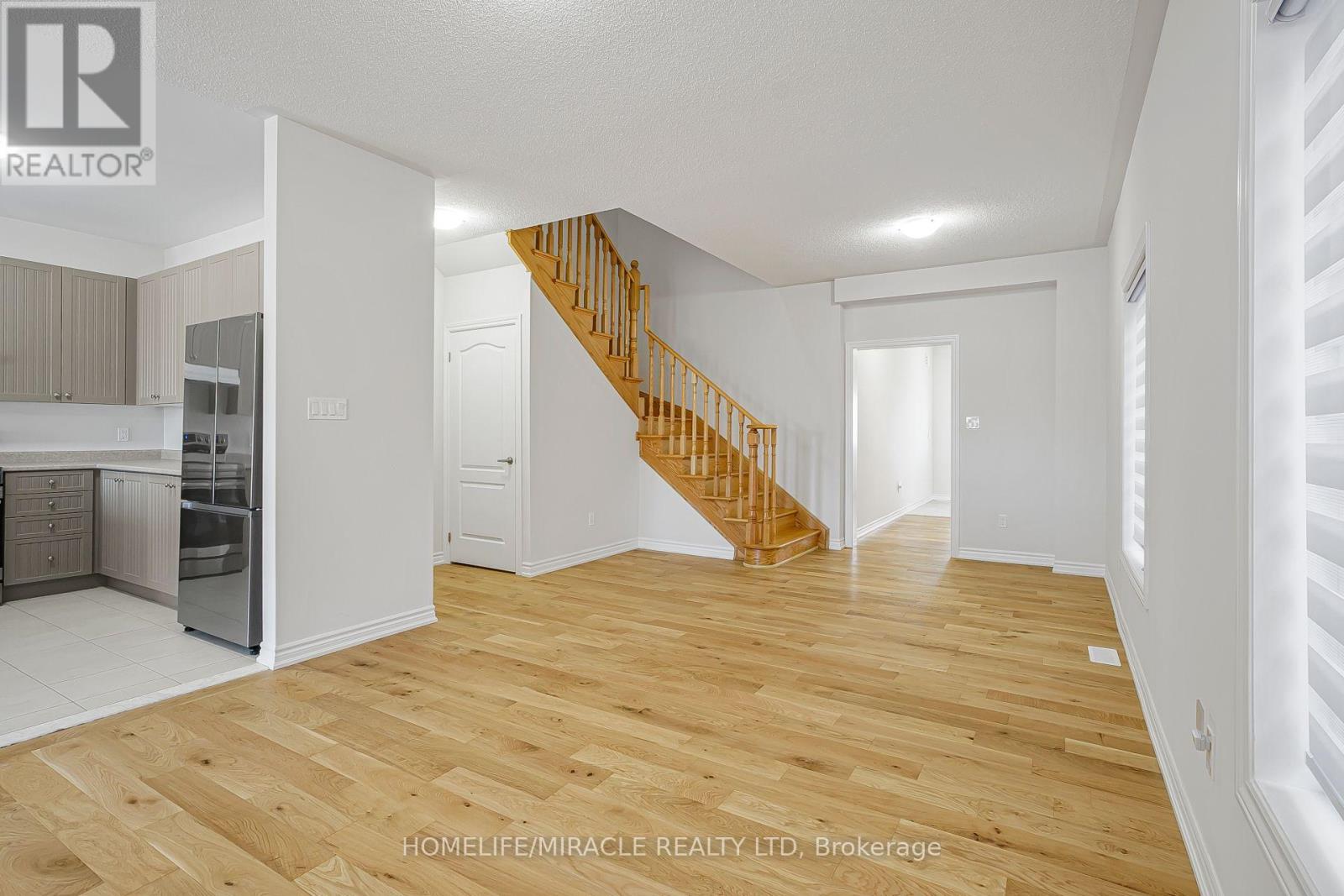 120 Baker Street, Thorold, Ontario  L2V 5G7 - Photo 9 - X12521968