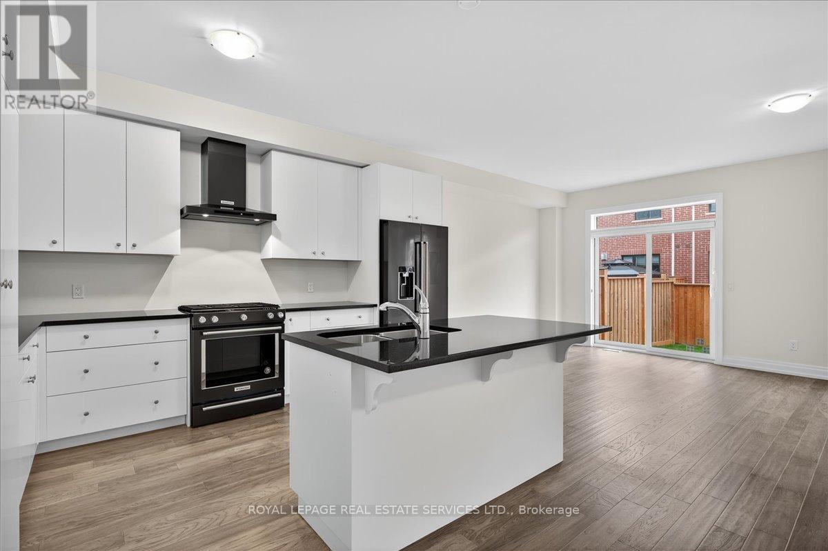 43 Kenesky Drive, Hamilton, Ontario  L8B 1Y2 - Photo 14 - X12522066