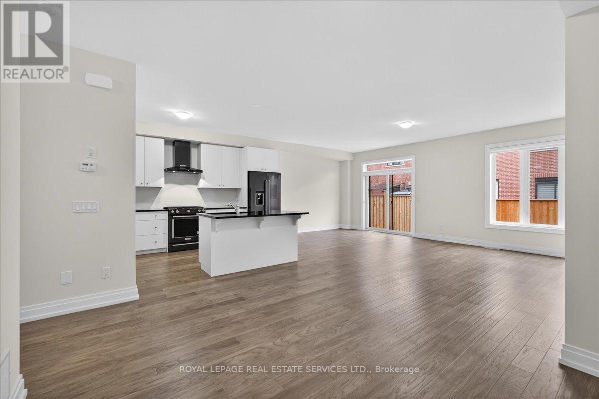 43 Kenesky Drive, Hamilton, Ontario  L8B 1Y2 - Photo 9 - X12522066