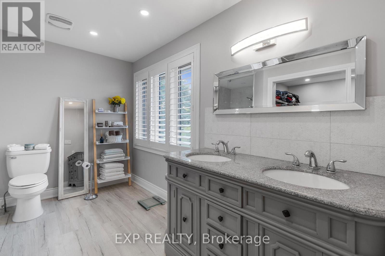 10 Vega Crescent, Hamilton, Ontario  L8E 4S7 - Photo 22 - X12522086