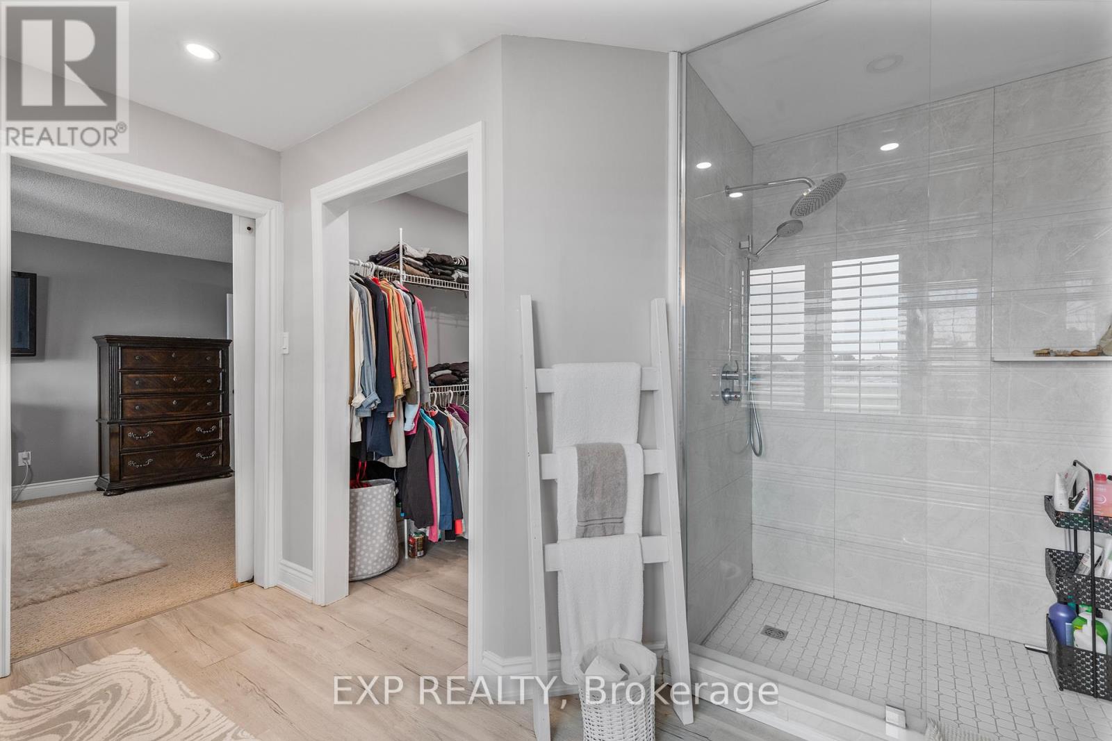 10 Vega Crescent, Hamilton, Ontario  L8E 4S7 - Photo 23 - X12522086