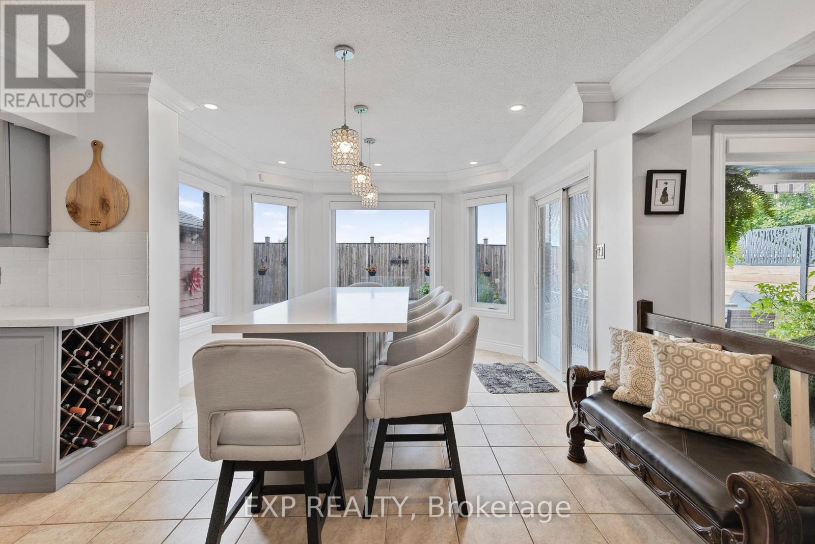 10 Vega Crescent, Hamilton, Ontario  L8E 4S7 - Photo 8 - X12522086