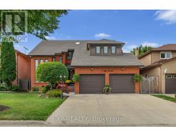 10 VEGA CRESCENT, Hamilton, Ontario