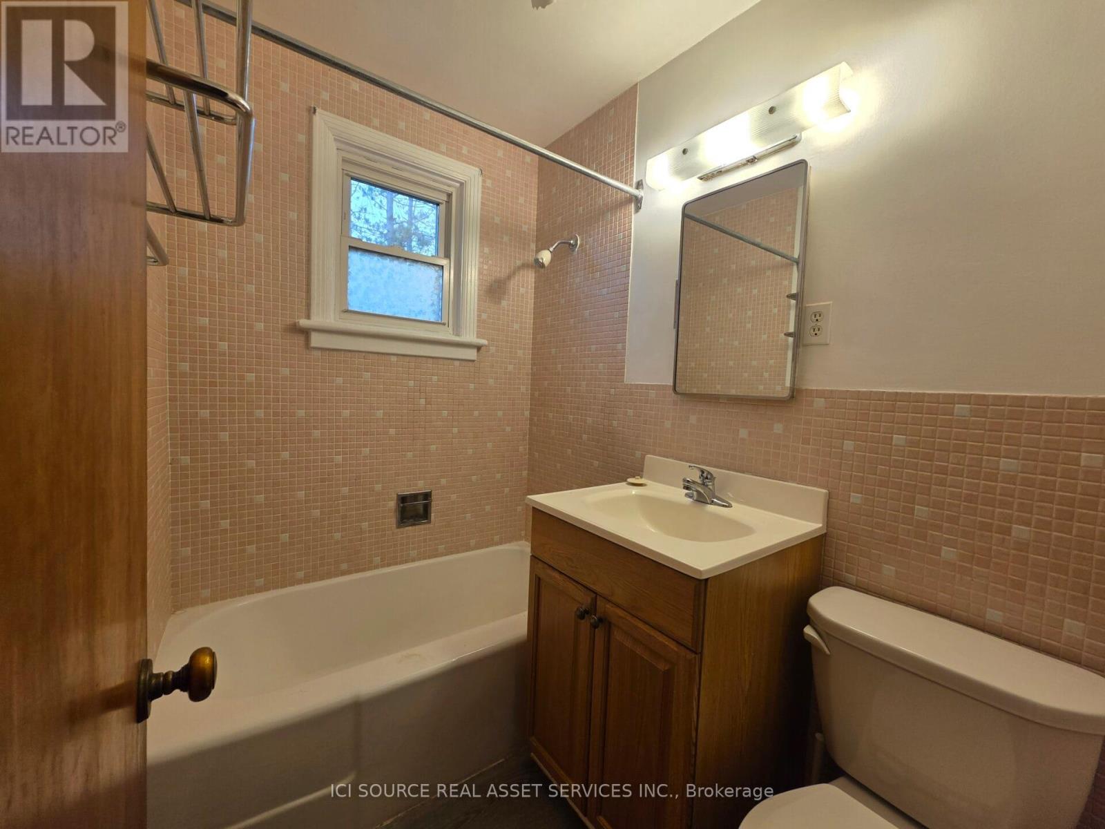 262 Dale Avenue, Ottawa, Ontario  K1G 0H5 - Photo 14 - X12522132