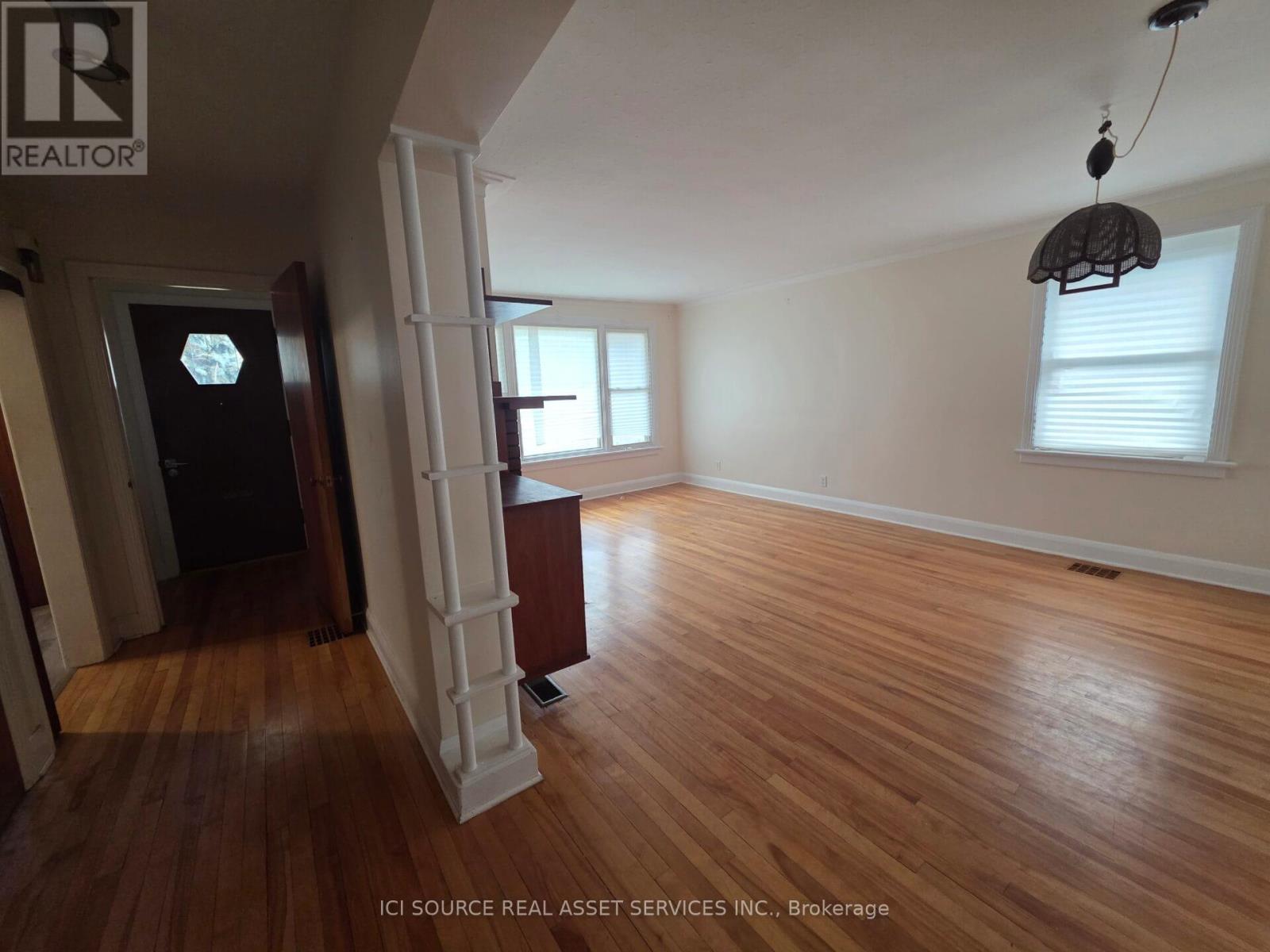 262 Dale Avenue, Ottawa, Ontario  K1G 0H5 - Photo 7 - X12522132