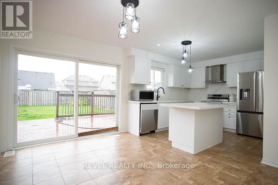 110 Hunter Way, Brantford, Ontario  N3T 0B1 - Photo 8 - X12522162