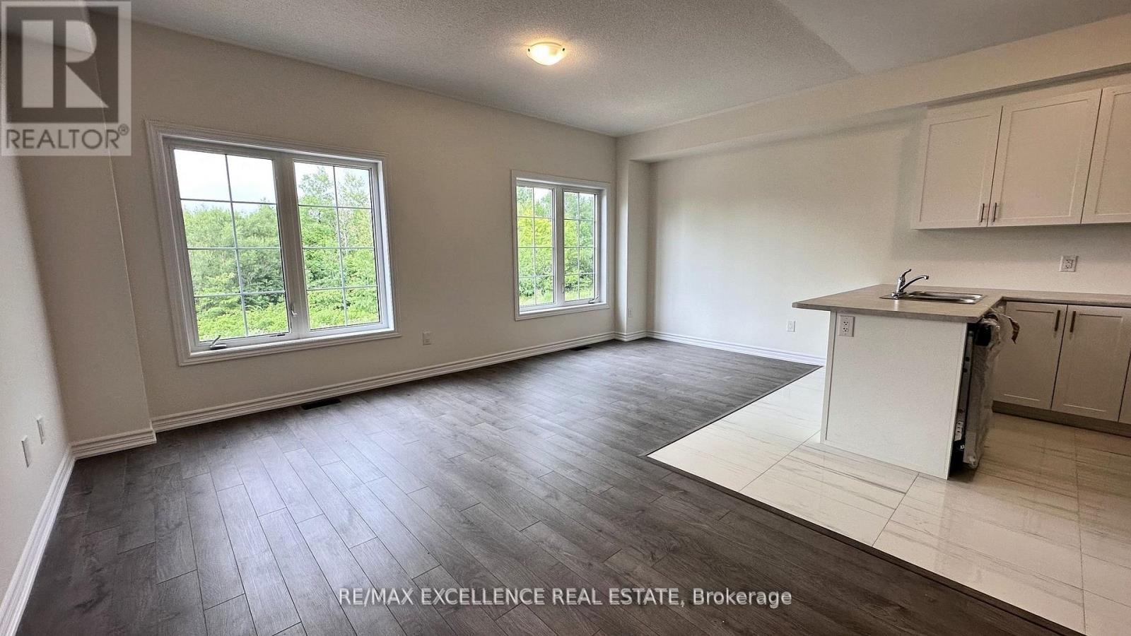 138 Winters Way, Shelburne, Ontario  L9V 3Y1 - Photo 4 - X12522184