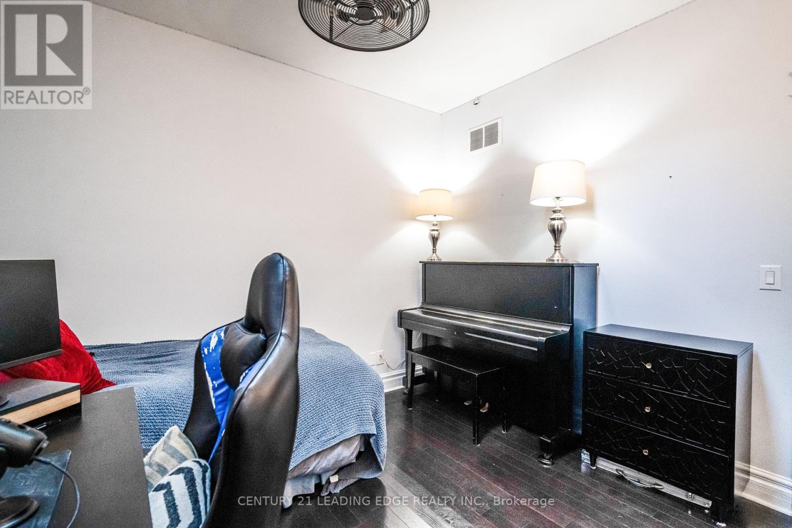 137 Parkview Avenue, Toronto, Ontario  M2N 3Y6 - Photo 19 - C12518506