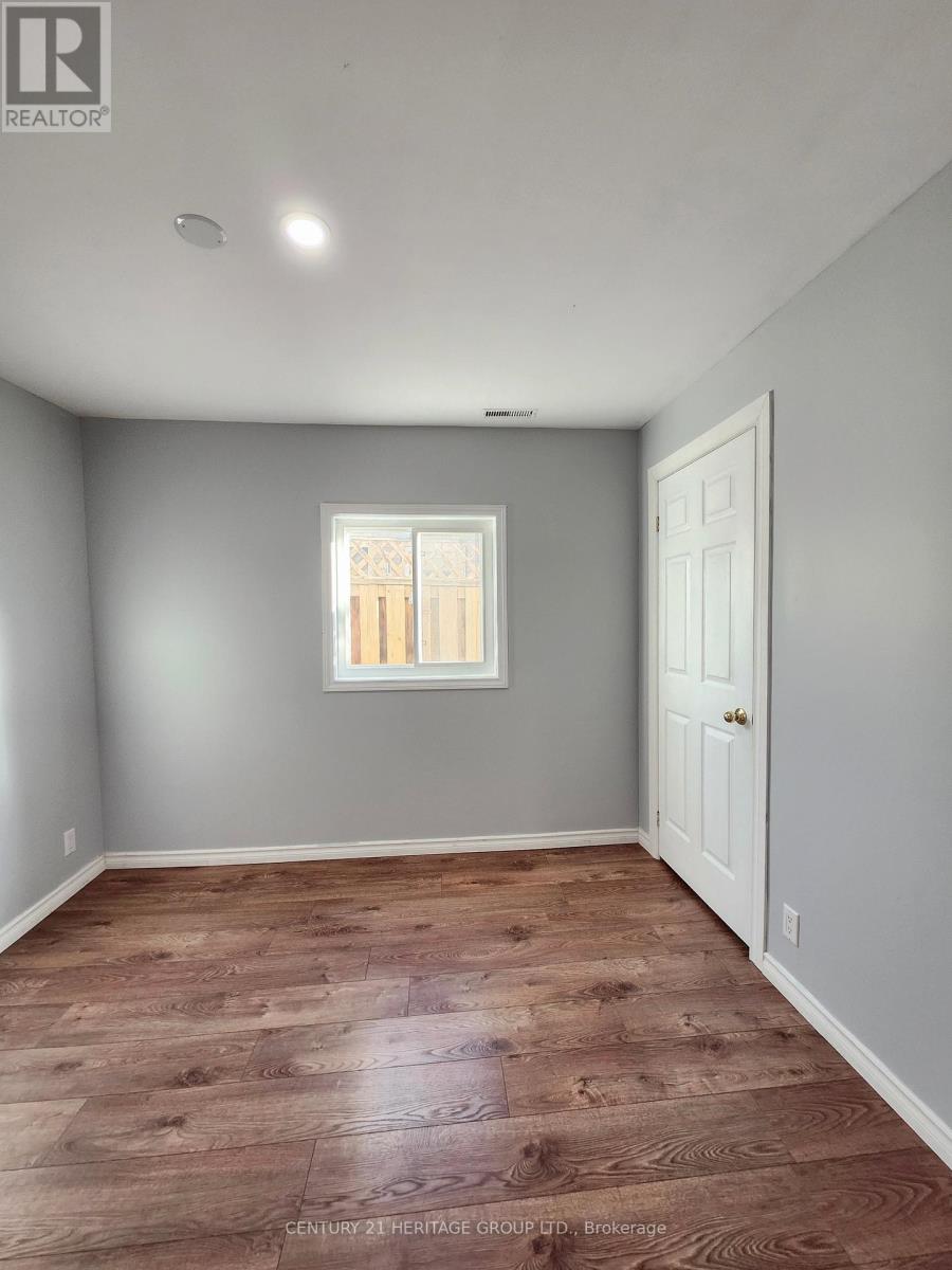 493 Lake Drive S, Georgina, Ontario  L4P 1R5 - Photo 13 - N12309898