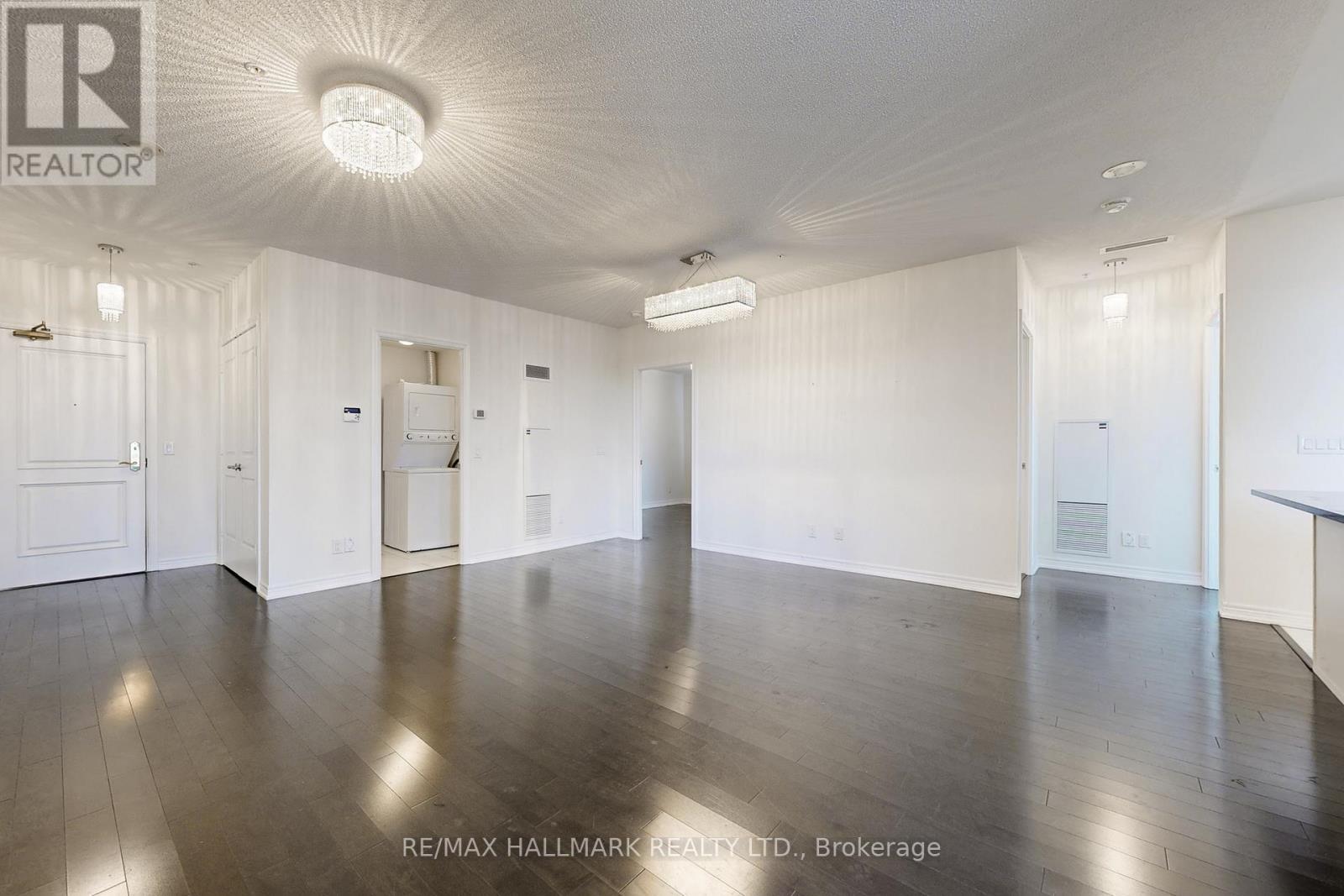 1705 - 9255 Jane Street, Vaughan, Ontario L6A 0K1 - Photo 9 - N12483048