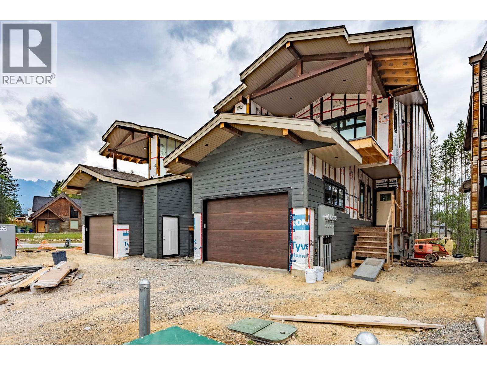 1444 Granite Drive Unit# 4, Golden, British Columbia