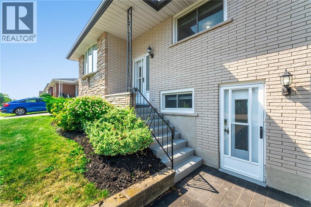 47 Eagen Drive, Kitchener, Ontario  N2M 1W1 - Photo 2 - 40786627