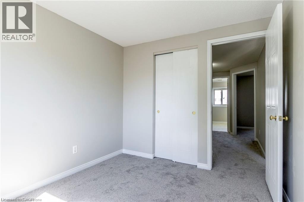 419 Downsview Place, Waterloo, Ontario  N2K 3T9 - Photo 18 - 40786557