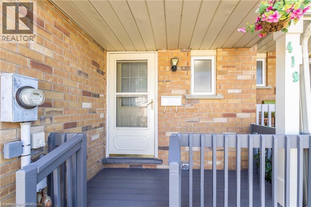 419 Downsview Place, Waterloo, Ontario  N2K 3T9 - Photo 3 - 40786557