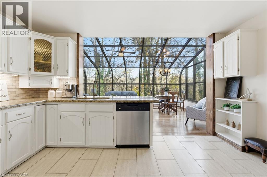 4276 Walker Road, Beamsville, Ontario  L0R 1B2 - Photo 15 - 40786494