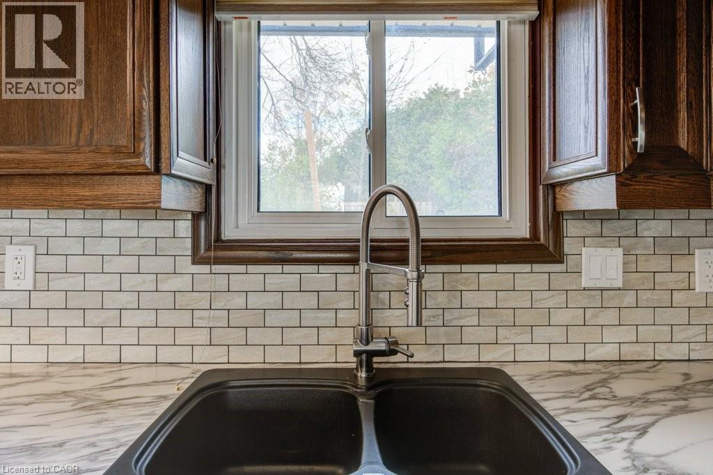 500 Ferndale Avenue, London, Ontario  N6C 2Z1 - Photo 14 - 40786475