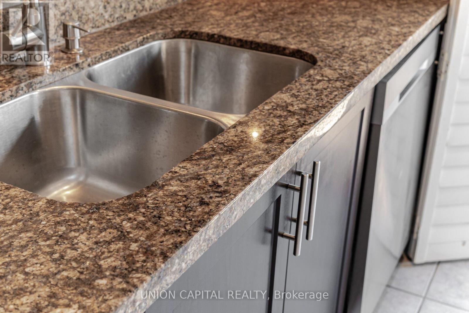 3601 Bala Drive, Mississauga, Ontario L5M 7N2 - Photo 16 - W12517578