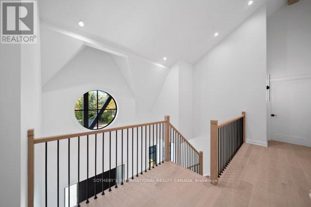 118 Warwood Road N, Toronto, Ontario M9B 5B7 - Photo 20 - W12520404