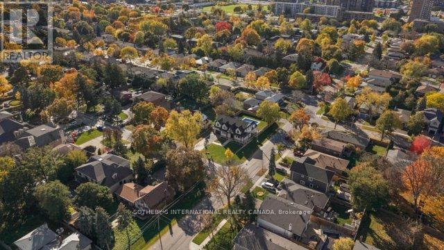 118 Warwood Road N, Toronto, Ontario M9B 5B7 - Photo 47 - W12520404