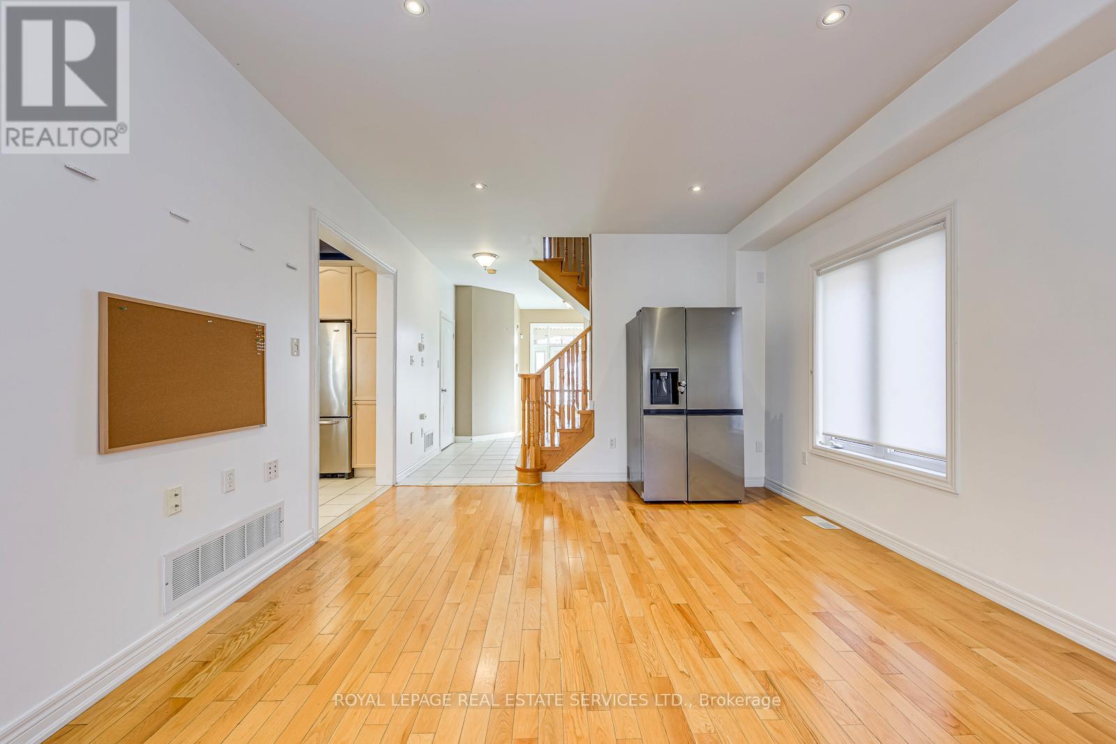 2457 Hilda Drive, Oakville, Ontario L6H 7N5 - Photo 13 - W12520654