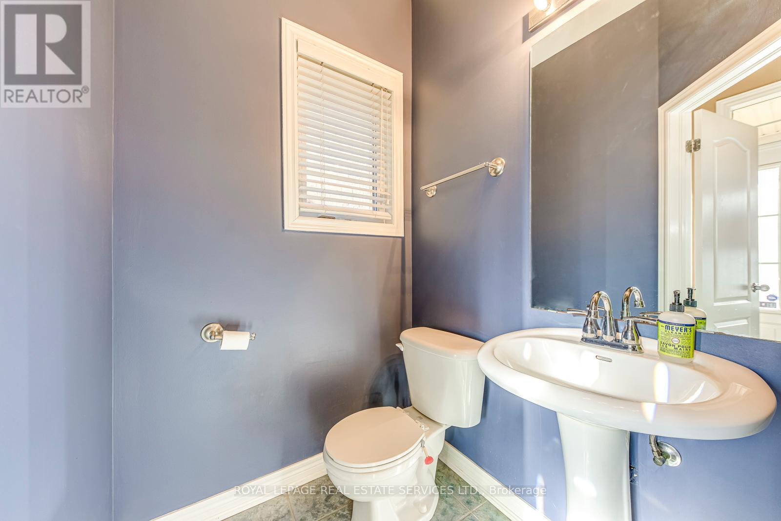 2457 Hilda Drive, Oakville, Ontario L6H 7N5 - Photo 17 - W12520654