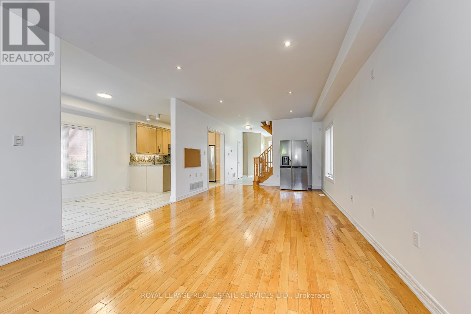 2457 Hilda Drive, Oakville, Ontario L6H 7N5 - Photo 15 - W12520654