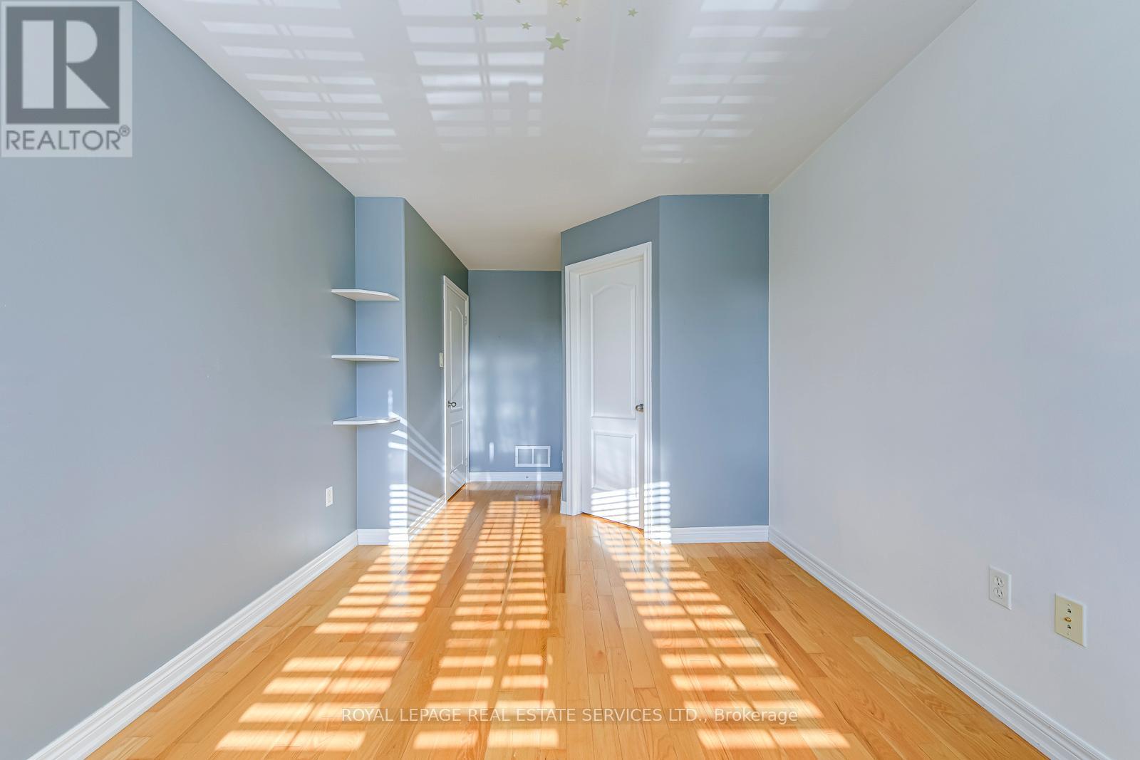 2457 Hilda Drive, Oakville, Ontario L6H 7N5 - Photo 31 - W12520654