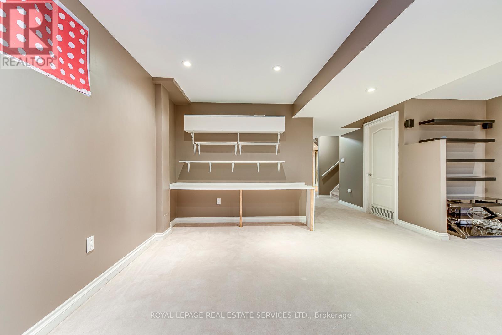 2457 Hilda Drive, Oakville, Ontario L6H 7N5 - Photo 37 - W12520654