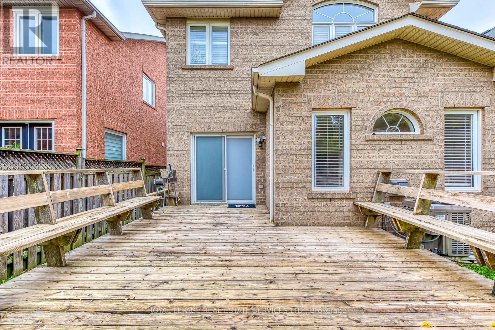 2457 Hilda Drive, Oakville, Ontario L6H 7N5 - Photo 48 - W12520654