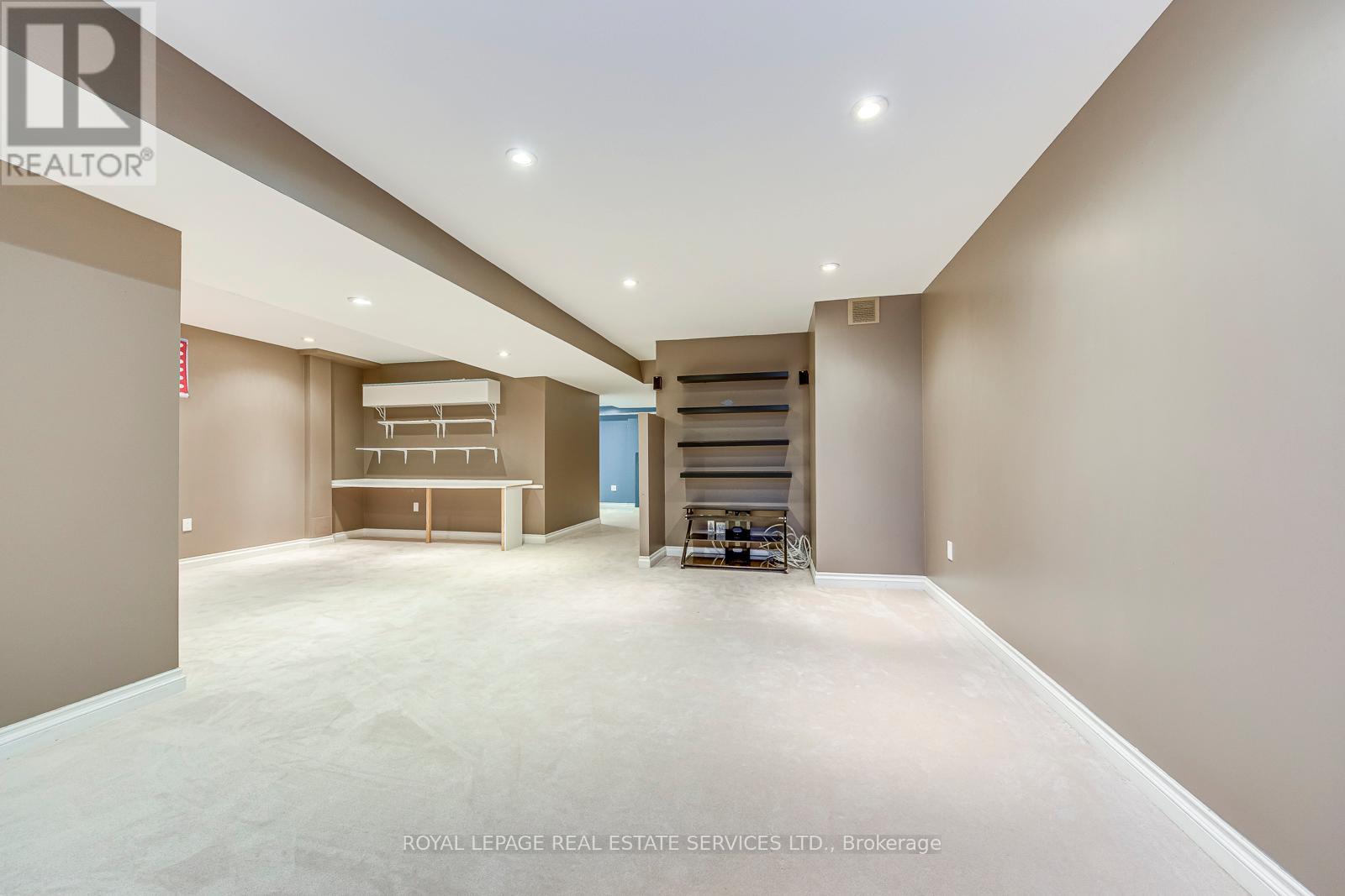 2457 Hilda Drive, Oakville, Ontario L6H 7N5 - Photo 40 - W12520654