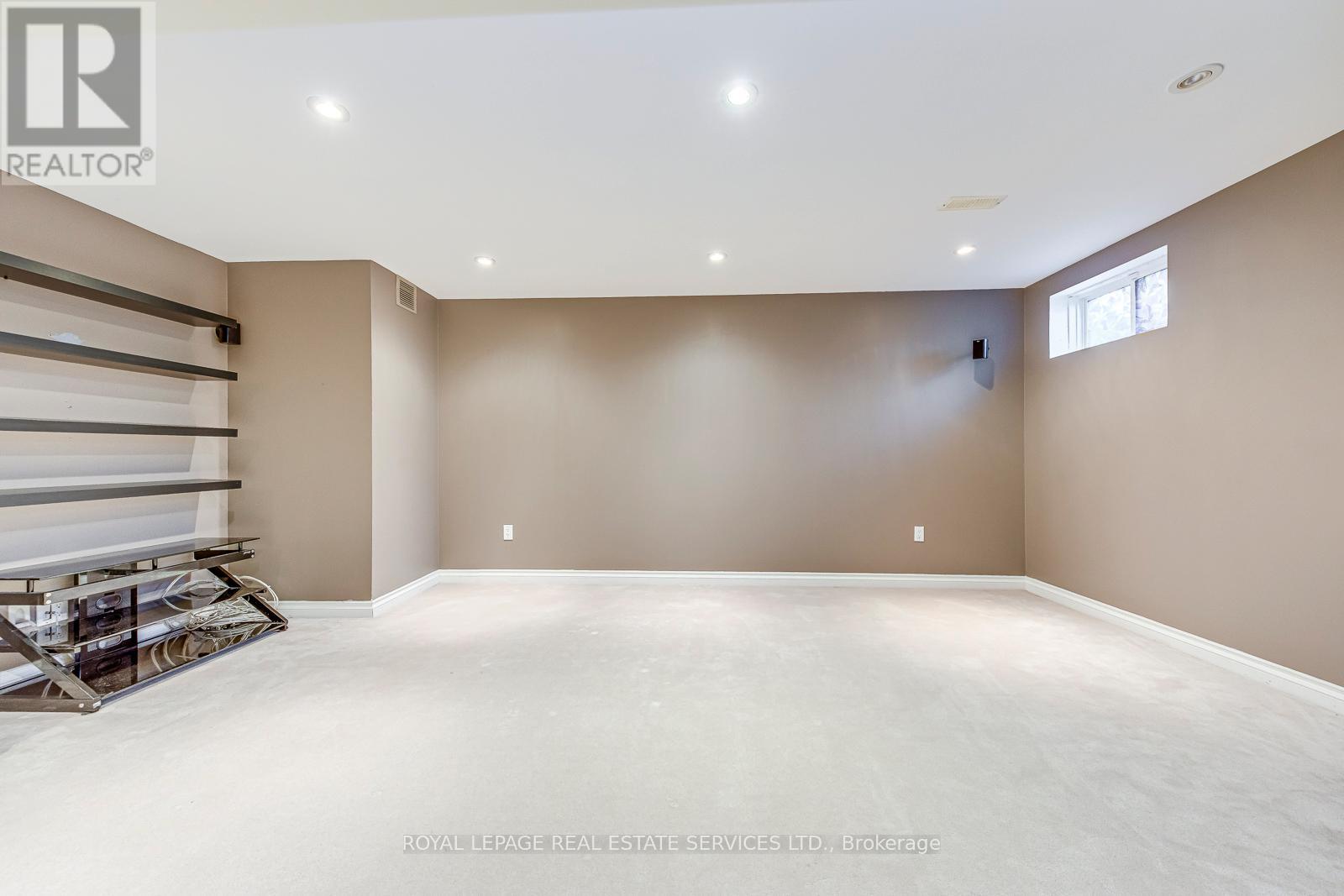 2457 Hilda Drive, Oakville, Ontario L6H 7N5 - Photo 38 - W12520654