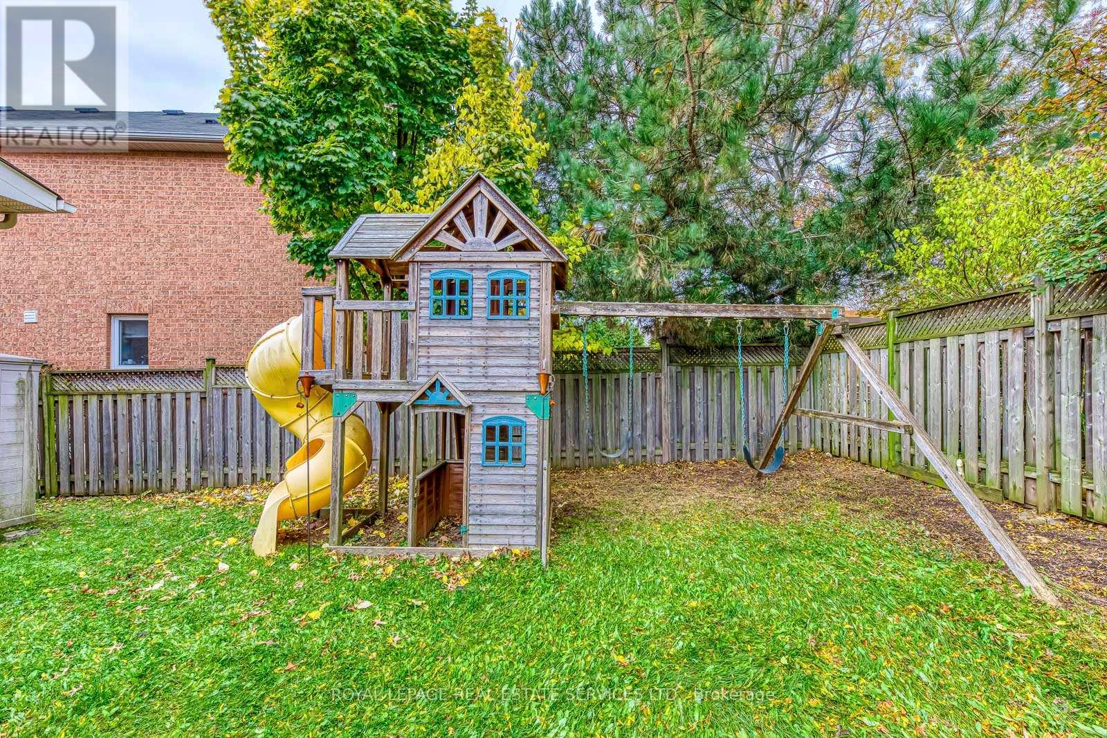 2457 Hilda Drive, Oakville, Ontario L6H 7N5 - Photo 46 - W12520654