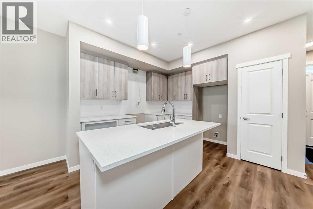 397 Hotchkiss Drive Se, Calgary, Alberta  T3S 0N1 - Photo 4 - A2268219