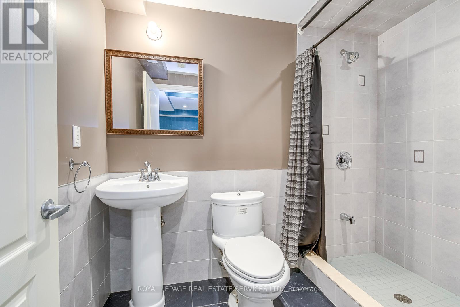 2457 Hilda Drive, Oakville, Ontario L6H 7N5 - Photo 43 - W12520654