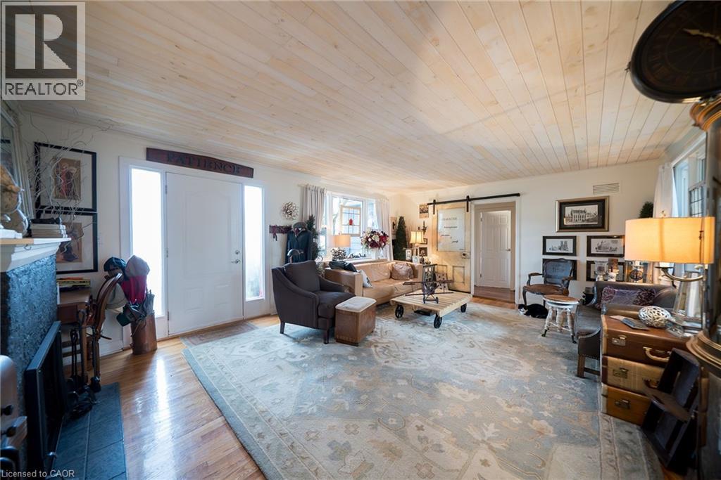 290 Hill Street E, Fergus, Ontario  Z1Z 1Z1 - Photo 16 - 40786473