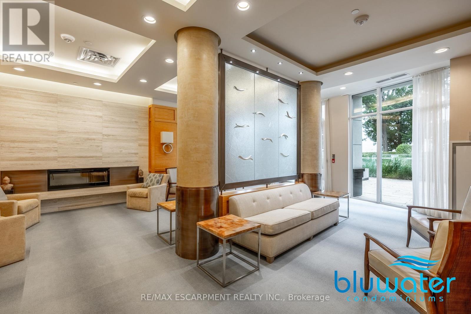 307 - 3500 Lakeshore Road W, Oakville, Ontario L6L 0B5 - Photo 4 - W12521326