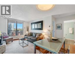 815, 738 3 Avenue SW Eau Claire