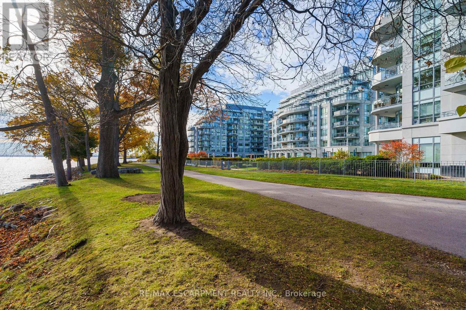 307 - 3500 Lakeshore Road W, Oakville, Ontario  L6L 0B5 - Photo 45 - W12521326